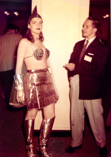 COSPLAY 1930s TO 1950s